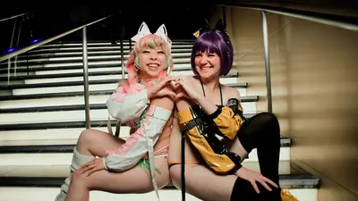 @moeflavor cyber cats
@basically_peaches
@eqqtoast