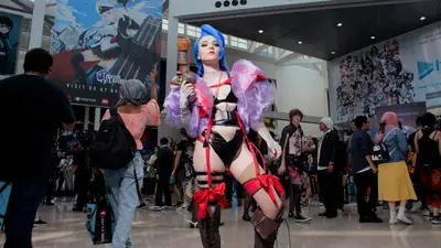 @smilecosplayjamie Bride Jinx from League of Legends