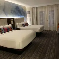 An atrium view room at the Gaylord National