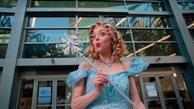 @joannalynnbert Glinda from Wicked