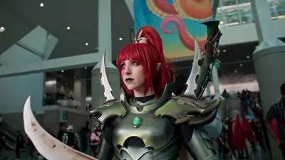 @sunday_slays_cosplay Drukhari Archon from Warhammer 40k