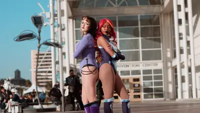 Teen Titans
@tymbripotter Blackfire
@misssvillain Starfire