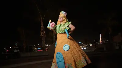 @sarrahnadecosplay Spongebob Squarepants pineapple house