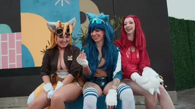 Sonic the Hedgehog
@katiesimrell Tails
@triforce_of_procrastination Sonic
@amanda.toast Knuckles
