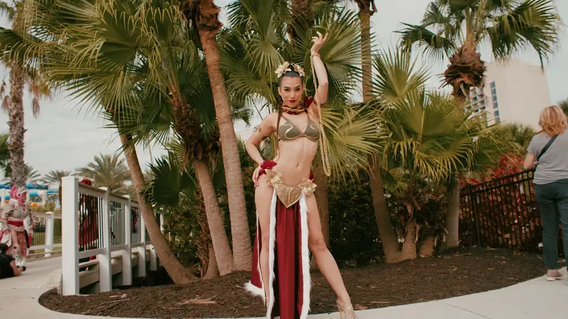 @risa_art_official Slave Leia
