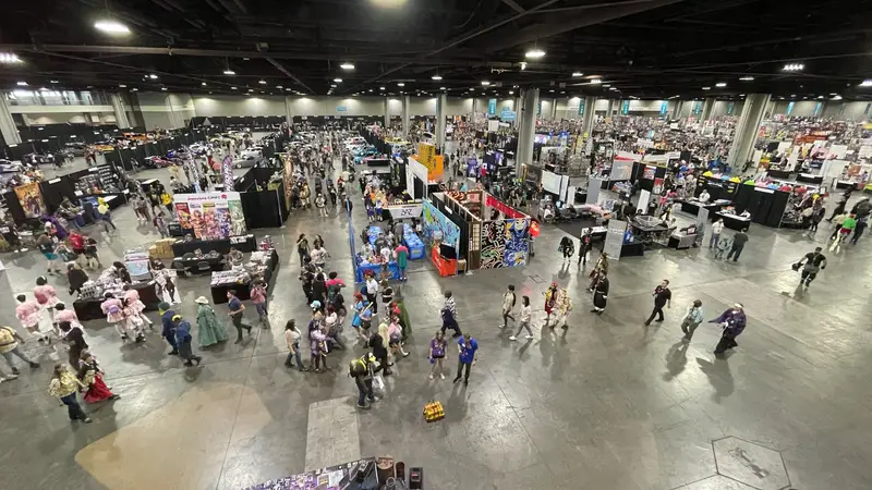 An overview of the vendor hall